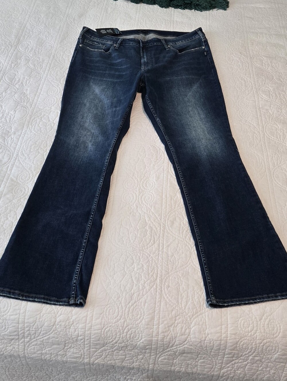 Dark Wash Women's Bootcut Jeans - Classic Denim